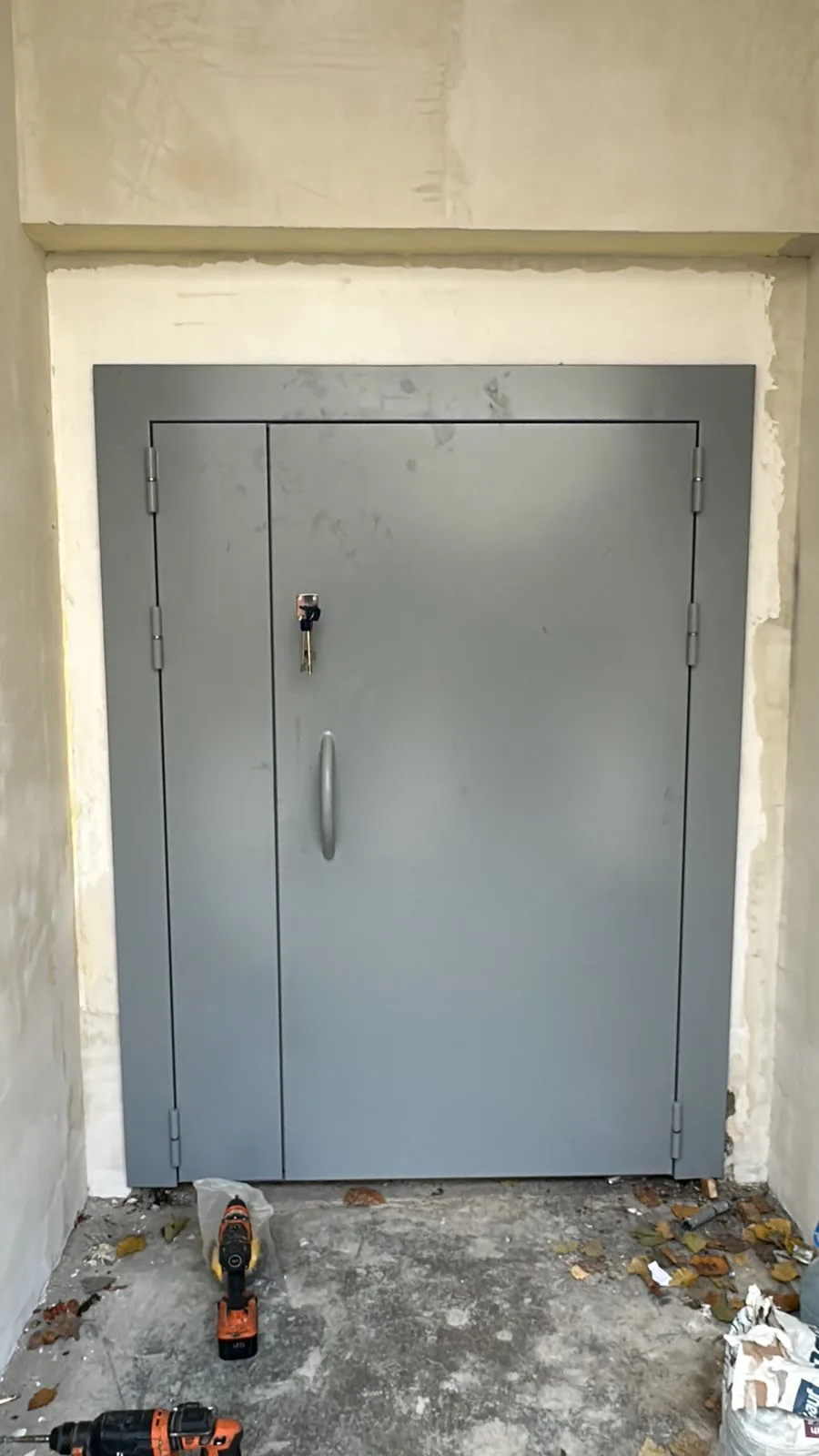 Входная производственная дверь, Котельники